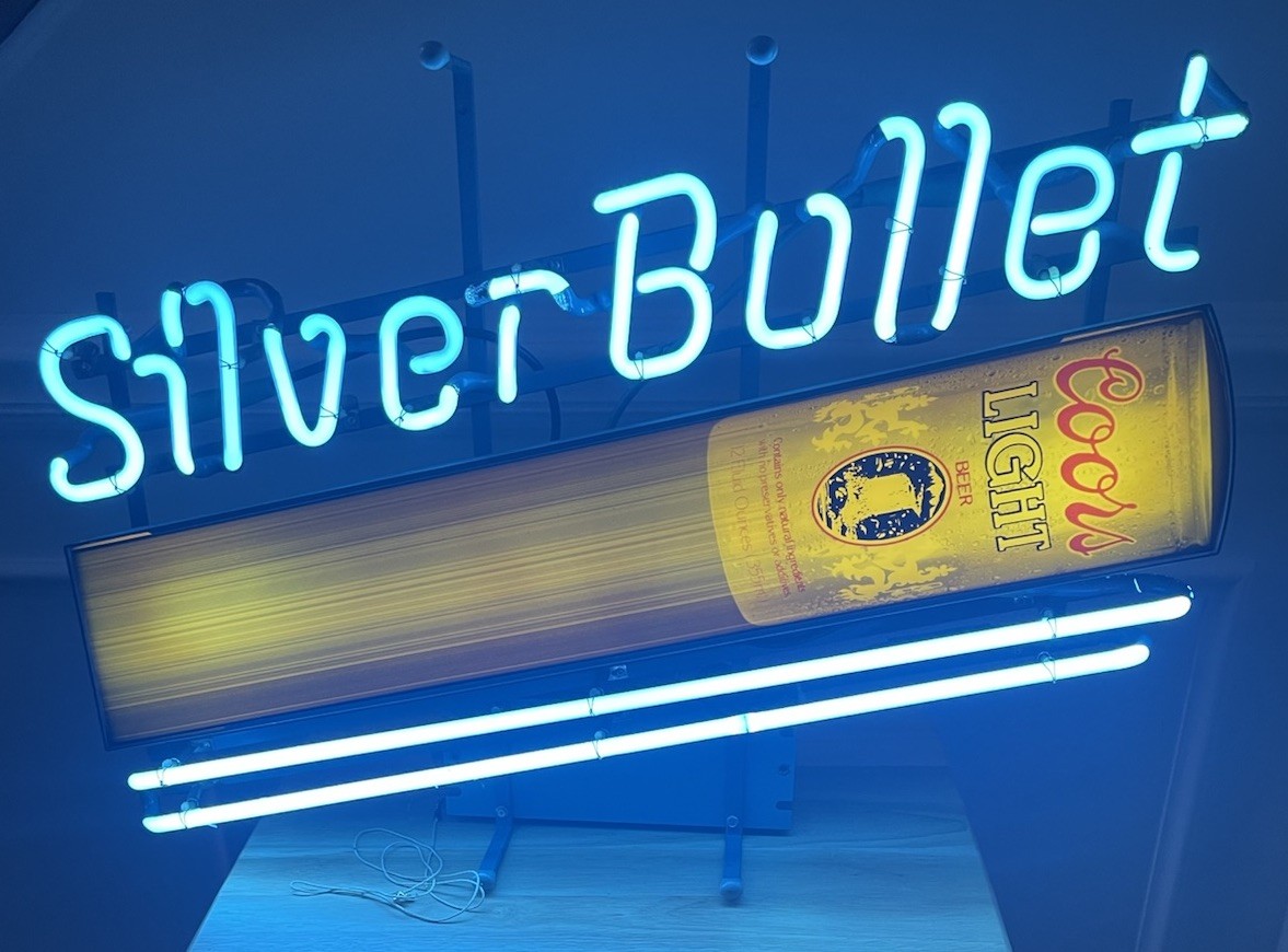 Rare Vintage 1988 Coors Light Silver Bullet Neon Light Sign Works