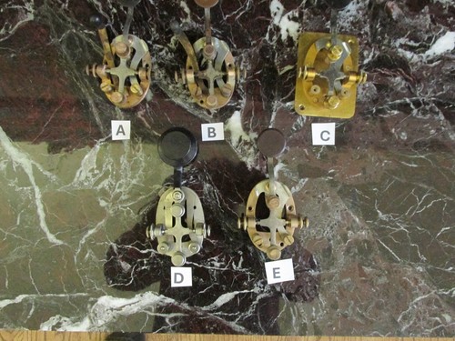 TELEGRAPH KEYS - YOU ARE BUYING ONE- J37 38 44 NAVY,BUNNELL, WESTERN ELCT, ETC