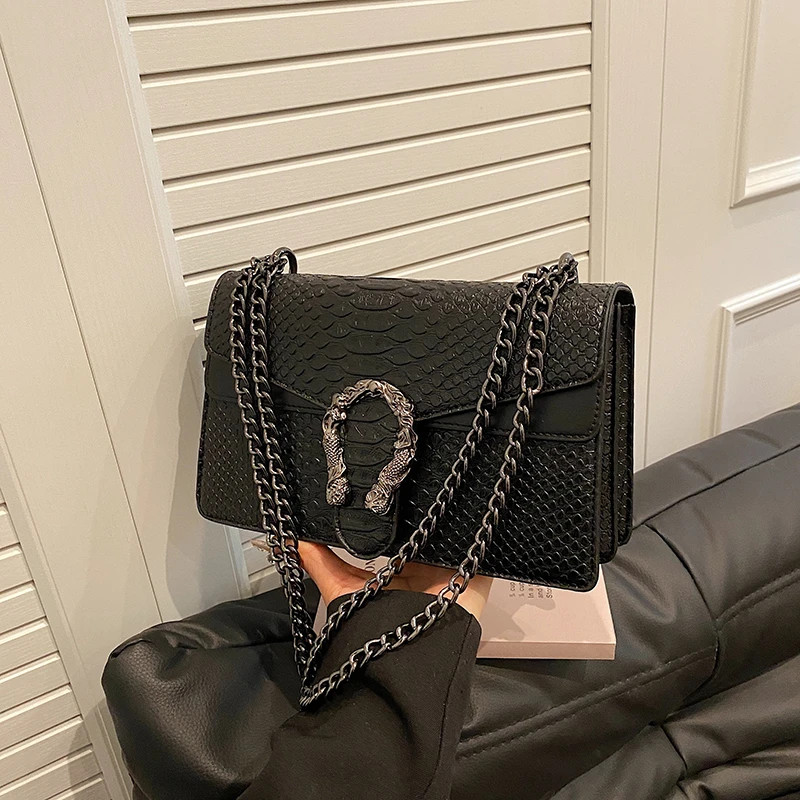 Retro Style Fashion Chain Shoulder Bag for Women Snake Pattern Crossbody