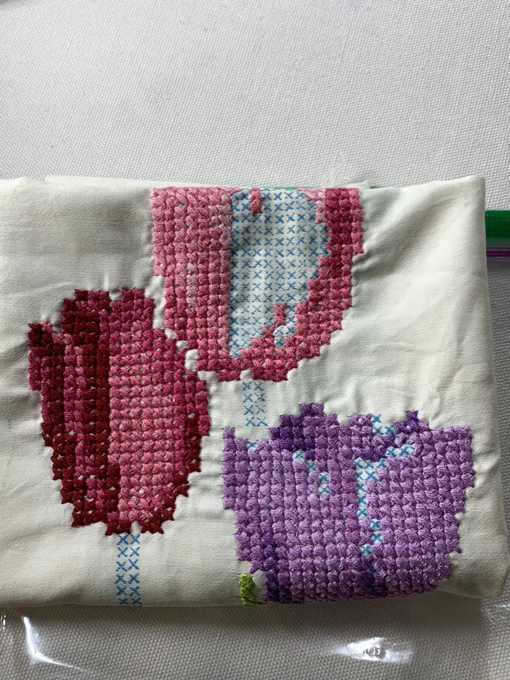 CROSS STITCH 38”T X 17 .5 “W TULIP BOUQUET UNFINISHED EMBROIDERY  YARDAGE - Image 3 of 4