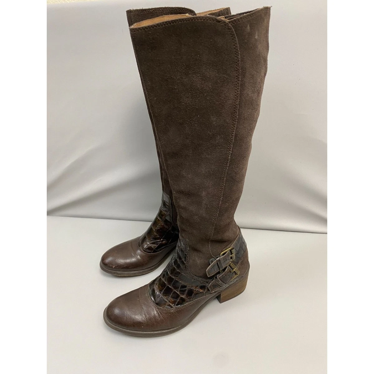Donald j sales pliner boots