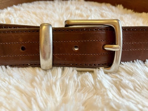 VINTAGE DARK TAN PREMIUM LEATHER BELT BY REGENCY BELT COMPANY ENGLAND 28-32” - Picture 2 of 12