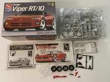 1992 AMT Ertl Dodge Viper RT/10 Model Kit 1/25 Scale #6808 Made in USA Vintage