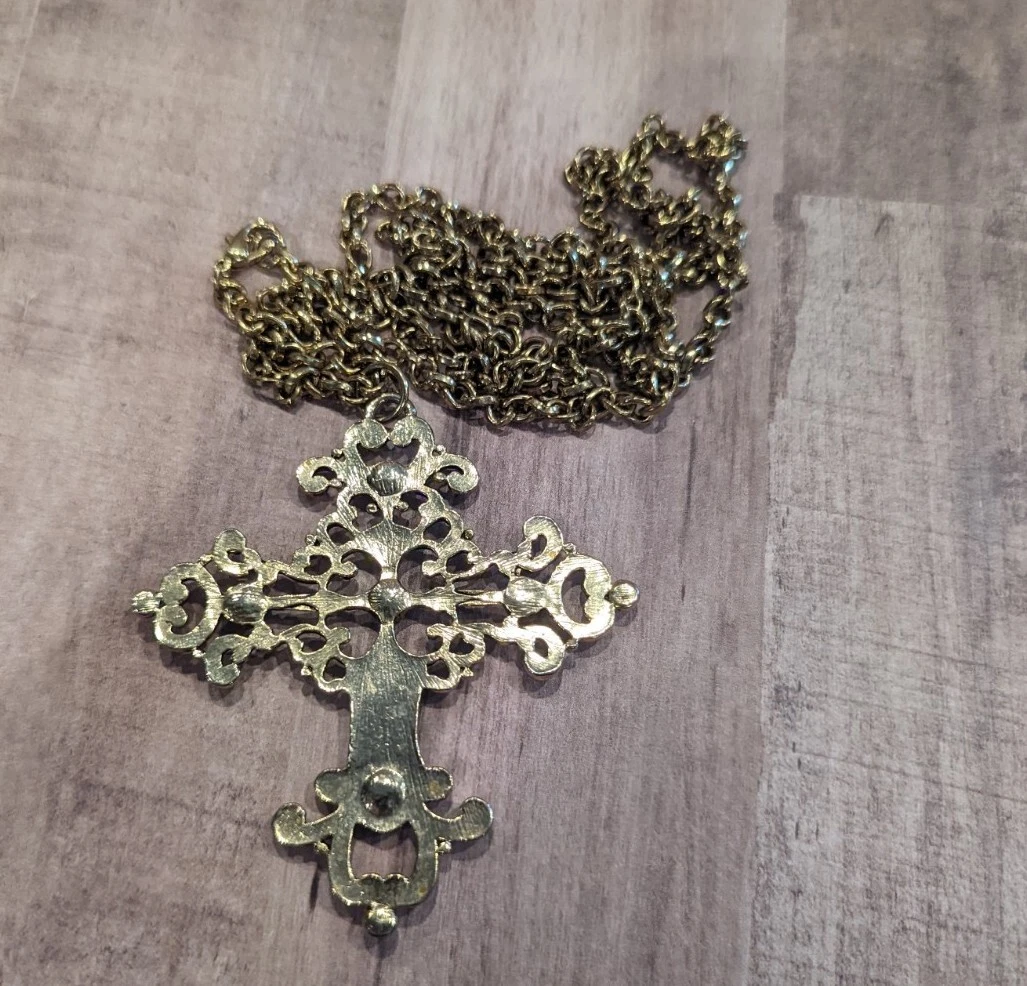 Large rhinestone hot sale cross necklace