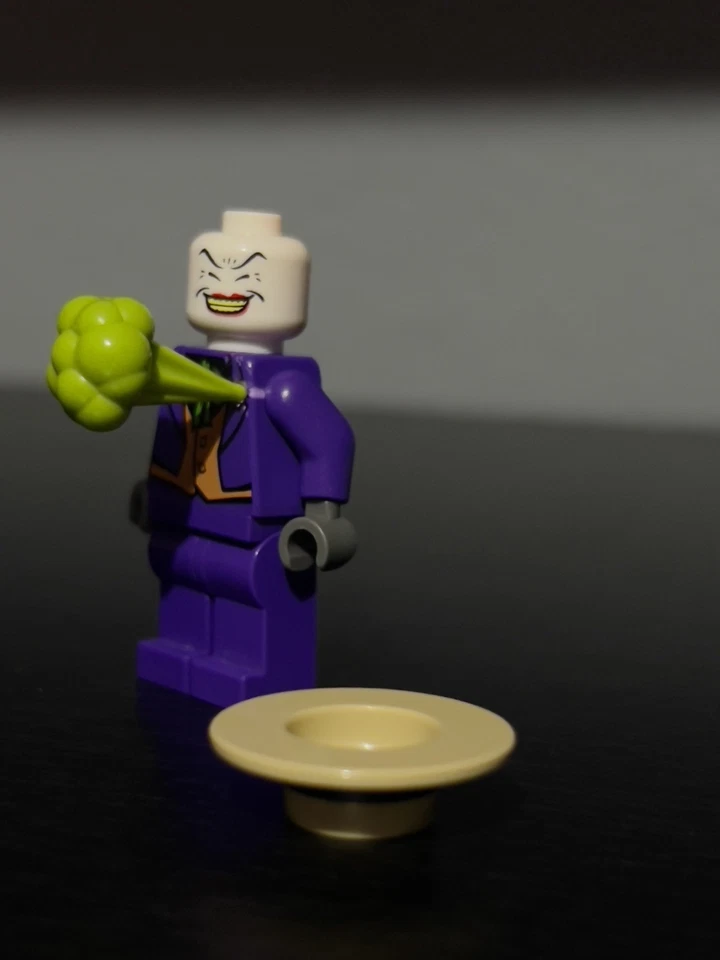 LEGO Batman Custom Pad Printed Joker w/ Injection Molded Accessories - Image 2 of 3