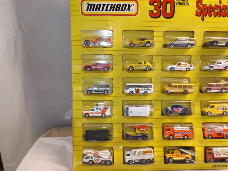 MATCHBOX S/F SAM'S CLUB 30 PACK SPECIAL MB1 IN YELLOW - Image 2 of 4