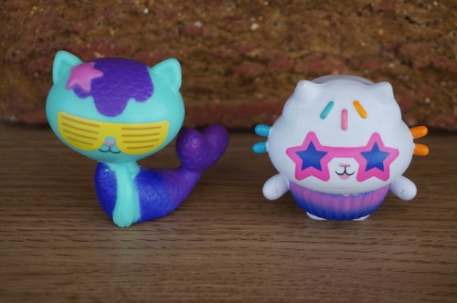 FIGURA Gabbys Casa de Muñecas Muebles Juego Juego Baile Fiesta Gato Tienda Arte Cama Inodoro - Imagen 3 de 11