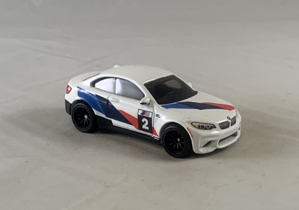 2022 Hot Wheels BMW Collector 2016 BMW M2 White RR10SPMs