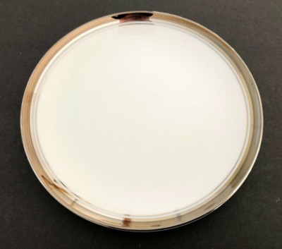 Kessington China Victoria 5602-KA Black, Platinum Band - 6-1/2'' BREAD PLATE