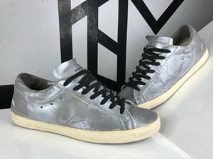 golden goose sneakers size 40