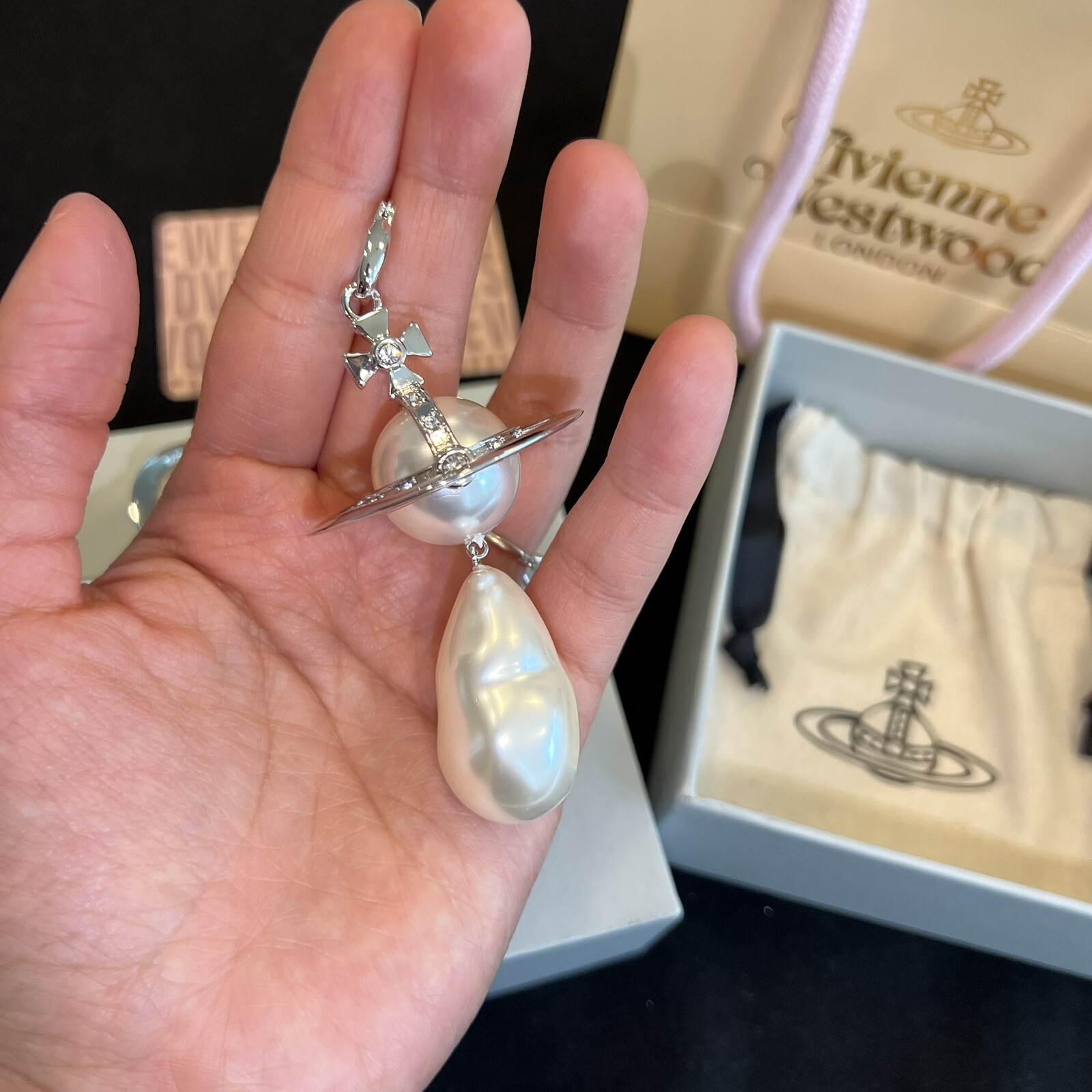 Vivienne Westwood Silver Tone Giant Orb Pearl Drop Earrings C2