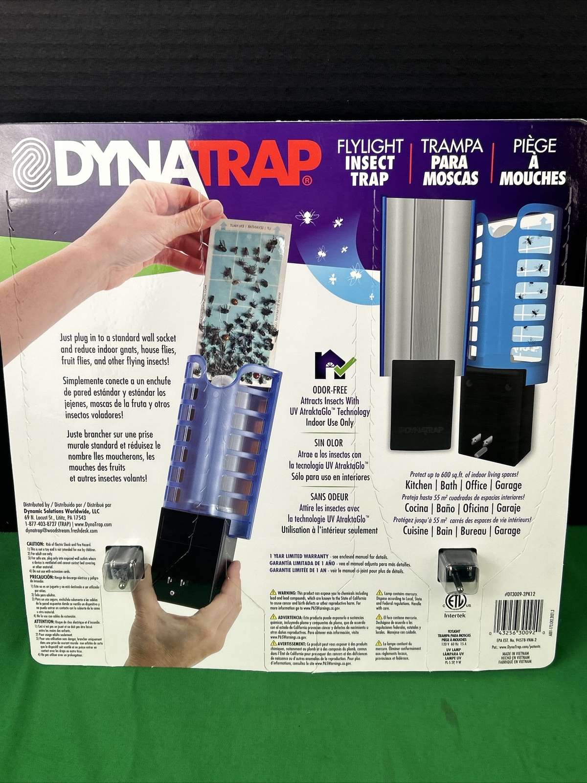 DynaTrap Flylight Indoor Insect Bug Trap Wall Plug-in Electric Light 2 Pack