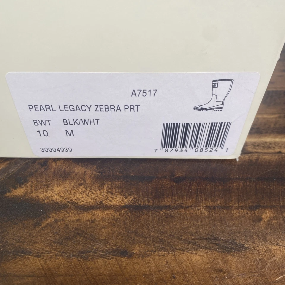 Botas de lluvia altas Coach para mujer Pearl Legacy con estampado de cebra negras/blancas talla 10M Foto 3 de 4