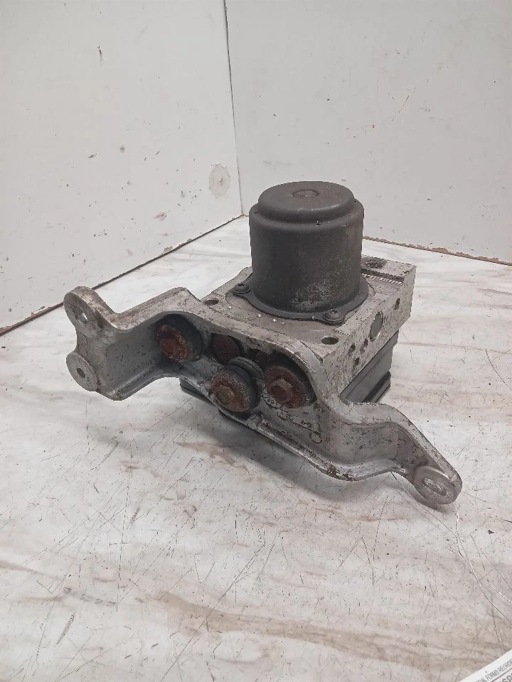 Anti-Lock Brake Part Pump Assembly Hybrid Fits 13-15 ILX 342070 - Image 3 of 4