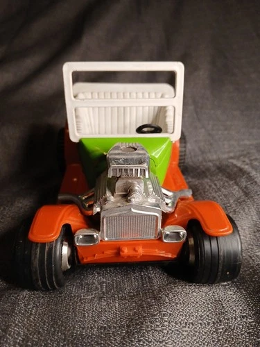 Tonka 1970’s Thunder Hubs Made In U.S.A. Pressed Steel And Plastic Dune Buggy