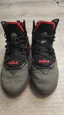 Nike LeBron 19 Bred Black/ University Red Men's Sneakers Size 11