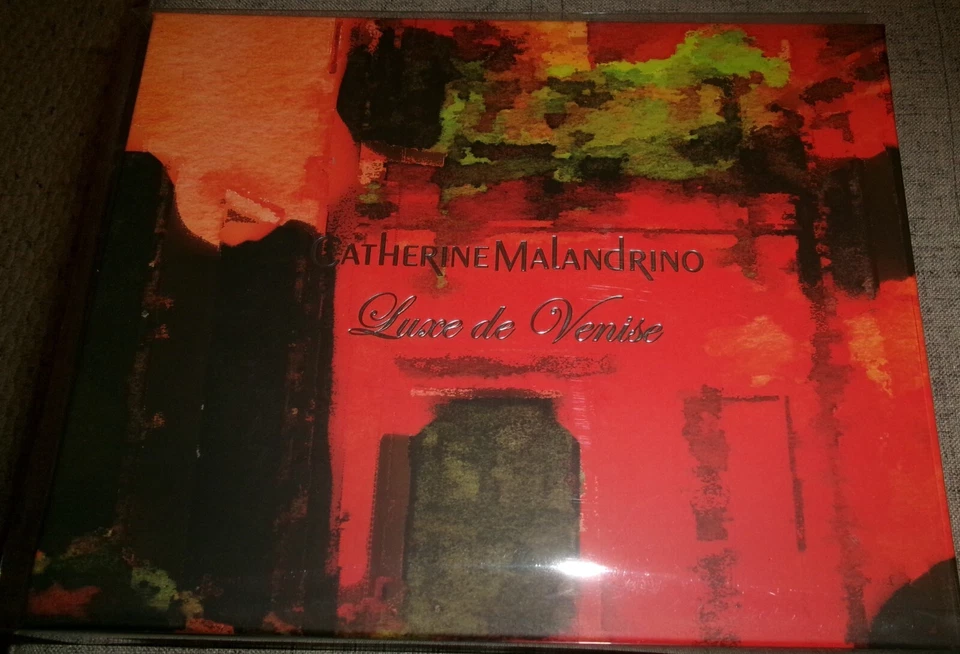 Catherine Malandrino Luxe de Venise 3 Piece Gift Set Eau de Parfum Lotion Spray - Image 2 of 3