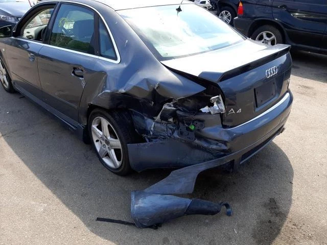 Módulo de control del motor (ECM) usado se adapta a: Audi A4 2003 módulo de control electrónico 3. Foto 4 de 4