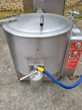 VULCAN HART GS25E 25 Gallon Kettle Natural Gas Free Shipping 30 Day Warranty