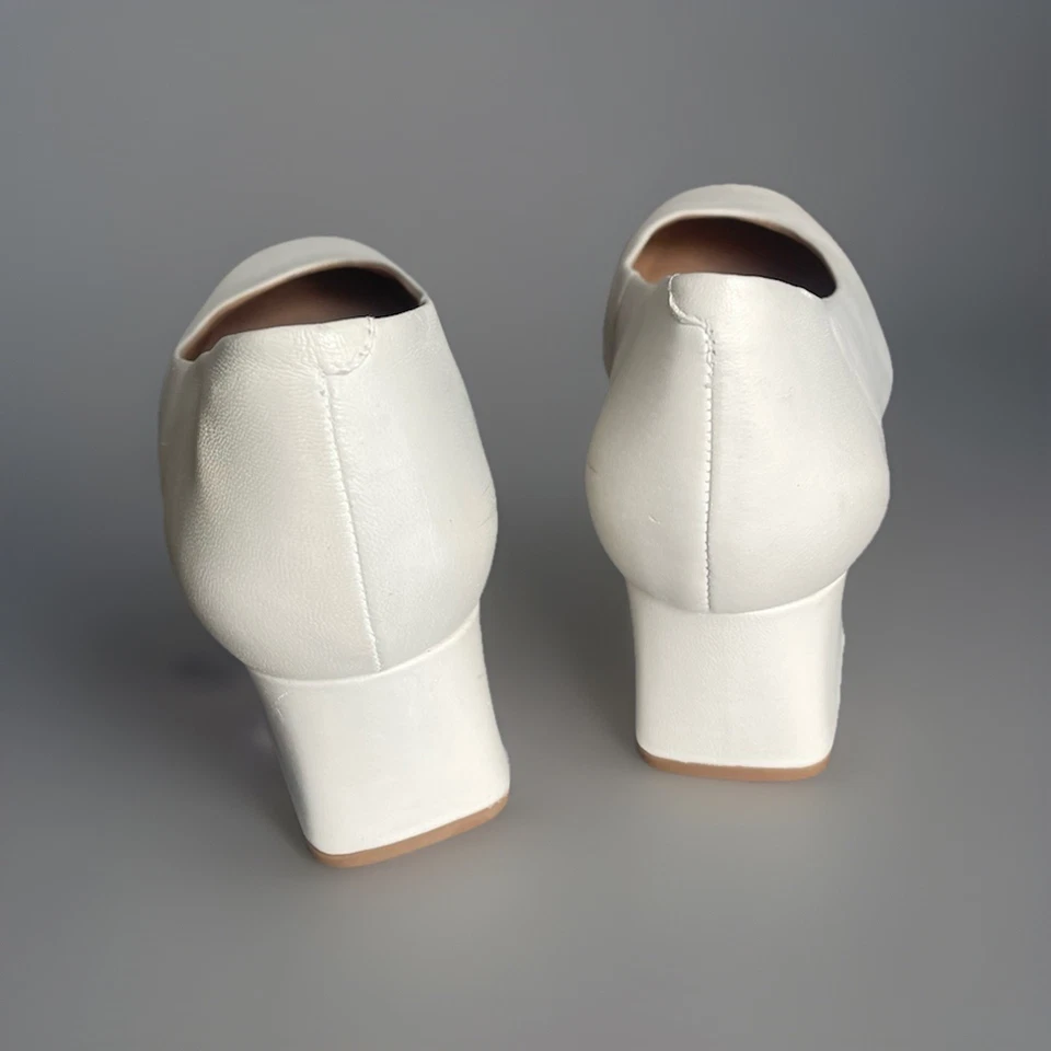 Zapatos de tacón grueso blancos Barneys New York para mujer, talla 11B Foto 3 de 4