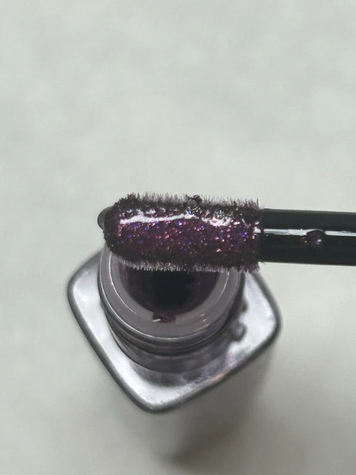 Laca labial brillante deslumbrante enamorada Marc Jacobs nueva sin caja en 380 TEMPT ME 0,16 oz Foto 4 de 4