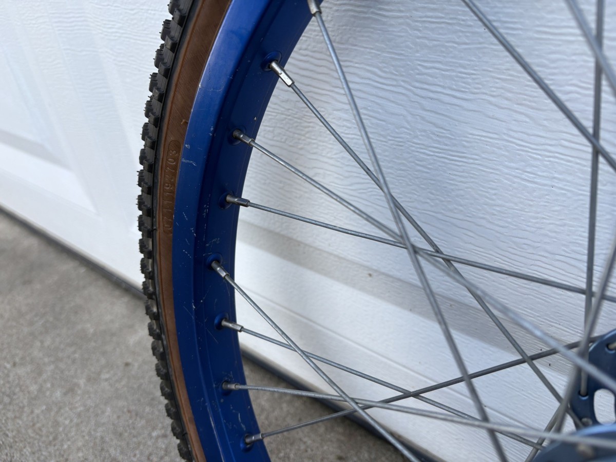 ARAYA 7x SUZUE Hubs Tires 20x1.75 Old School BMX | eBay