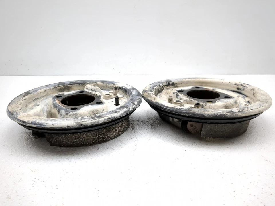 09-23 Juego de tambores de freno delantero Kawasaki Mule 4000 KAF620M Foto 2 de 4