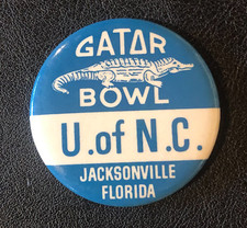 University North Carolina Tar Heels NCAA VINTAGE ACC Button Pinback Gator Bowl