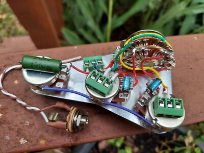 Strat Blacktop Solderless Wiring Harness HH Super Switch 2 Vol  KellingSsound