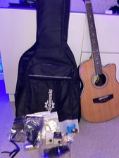 Electric Acoustic Guitar W Acces ,Mpk Akai Mini , Hercules Dj Set And Interface