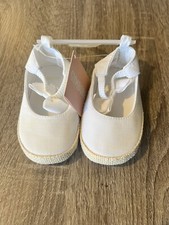 NWT Gymboree Girls Size 4 Crib Shoes White Sandals