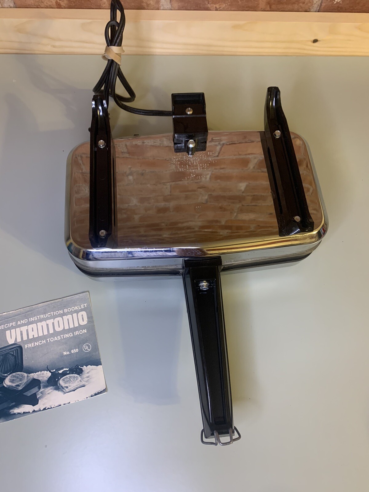 Vitantonio French Sandwich Chef Electric Sandwich Maker Press Model 650 Works