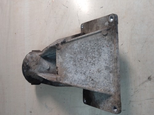 Original BMW  F25 F26 F30 F31  Lagerbock Antriebswelle vorne rechts  7587861