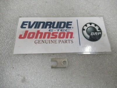 QTY 2 | 1960s-2000s Omc Johnson Evinrude 328765 Clip OEM New