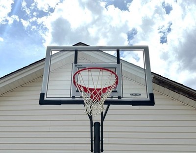 New Lifetime Adjustable Portable Basketball Hoop 54 Inch Acrylic