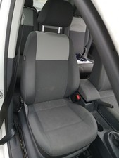 VW Caddy III 2K Sitz Rechts Vorne 2K5881405BJ 333199