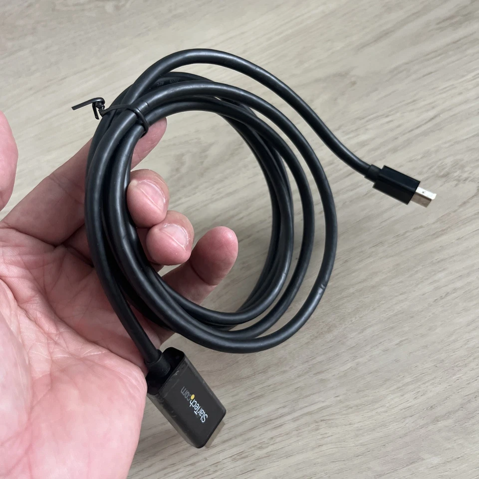 StarTech MDP2HDMM1MB Mini DisplayPort to HDMI Converter Cable - 3 ft. (1m) - mDP - Image 4 of 4