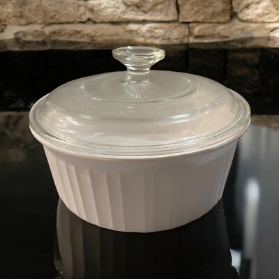 Corning Ware French White F-5-B Liter Round Casserole Dish with Glass  Lid