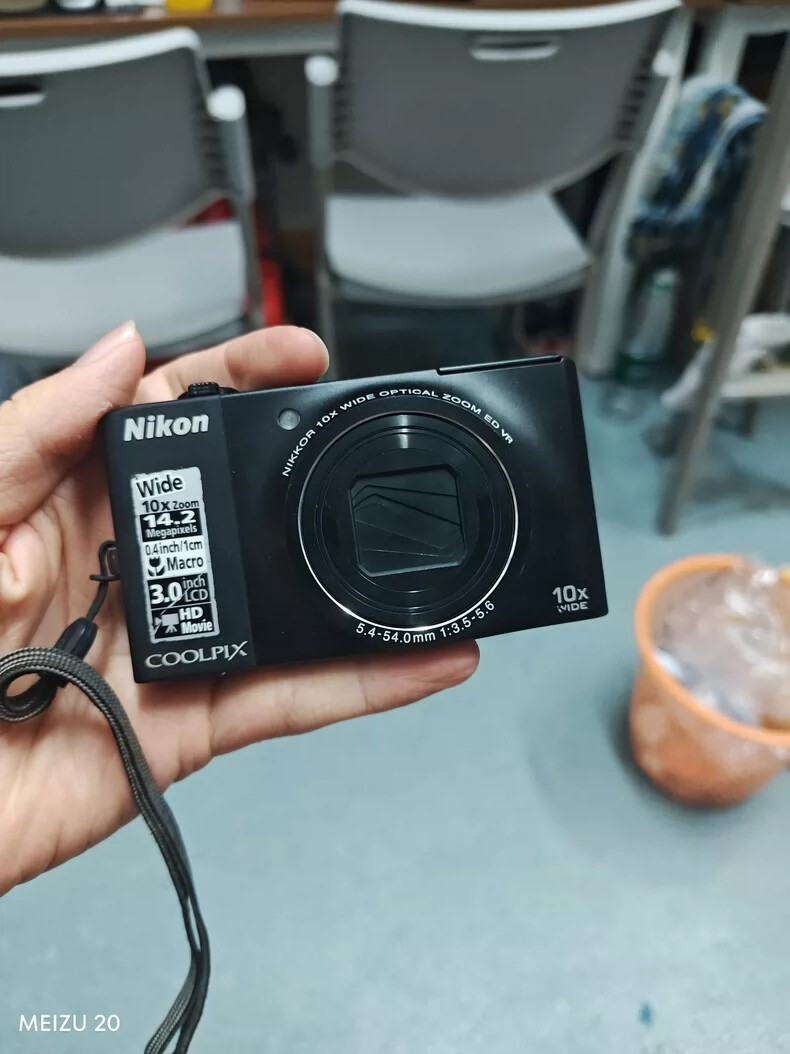 Nikon　COOLPIX S8000　ジャンク品 Nikon Coolpix S8000 14.2MP Digital Camera 10x Optical Zoom/ 3.0