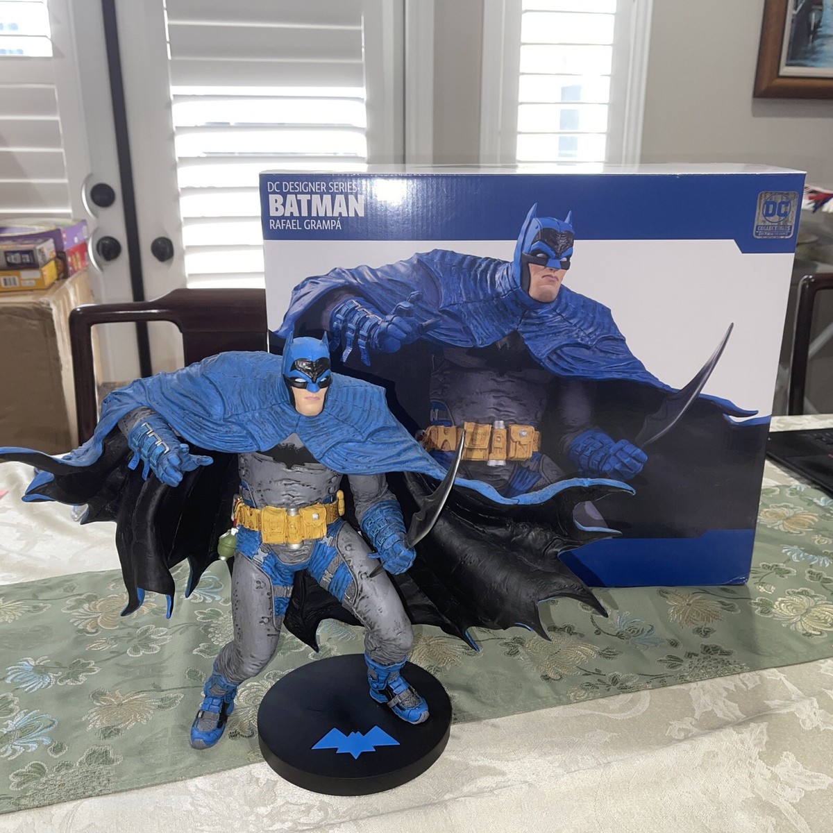 DC Designer Series Batman 11.22 inch Statue By Rafael Grampa NRFB