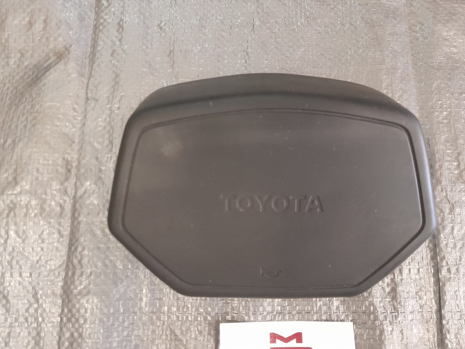 85 86 Toyota MR2 Horn Pad  CENTER STEERING WHEEL COVER TRIM OEM BLACK 1985 AW11