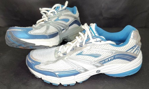 brooks platform running shoes