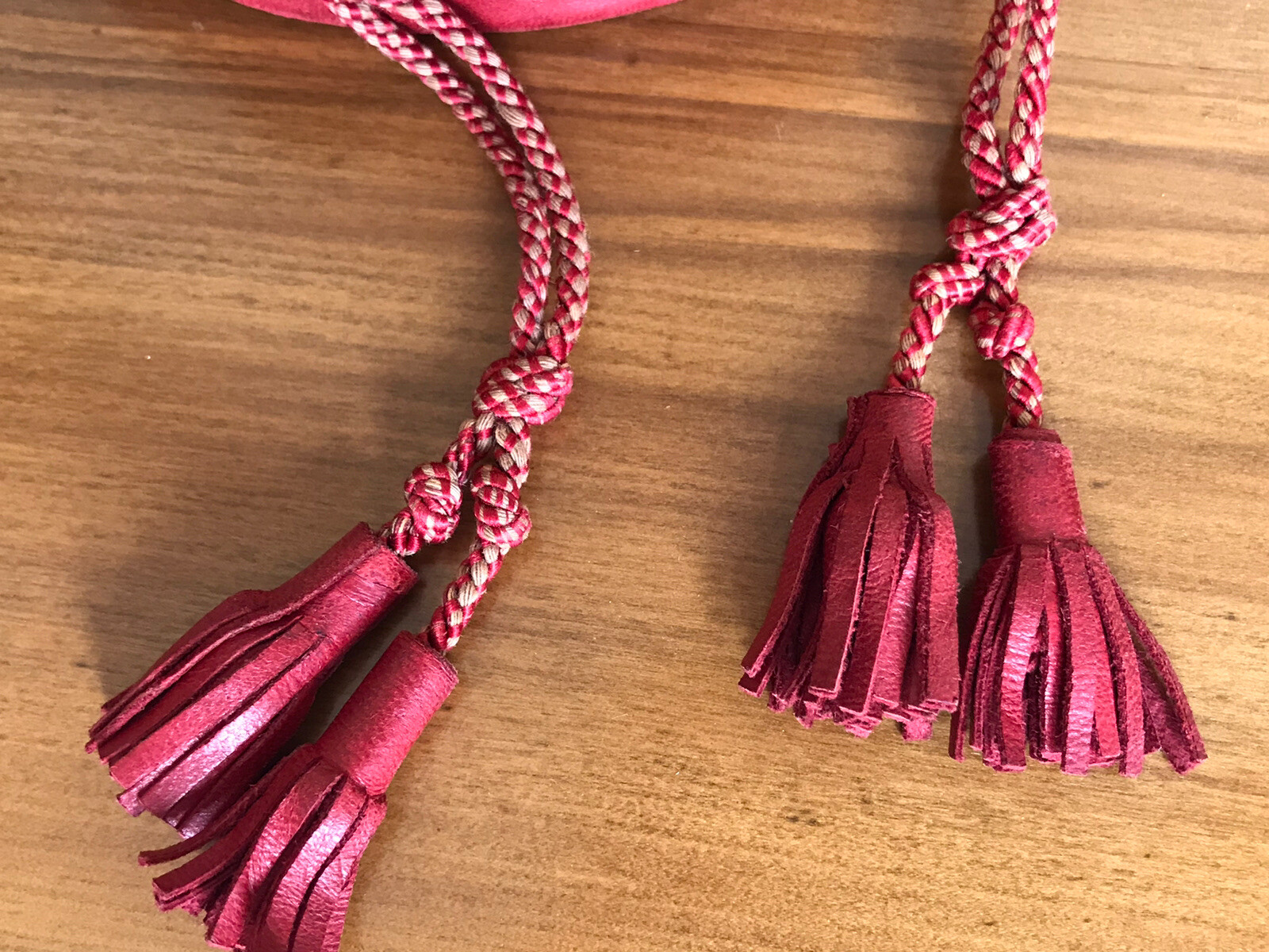 Antique Vintage Soft Leather Draw String Collar Box/B… - Gem