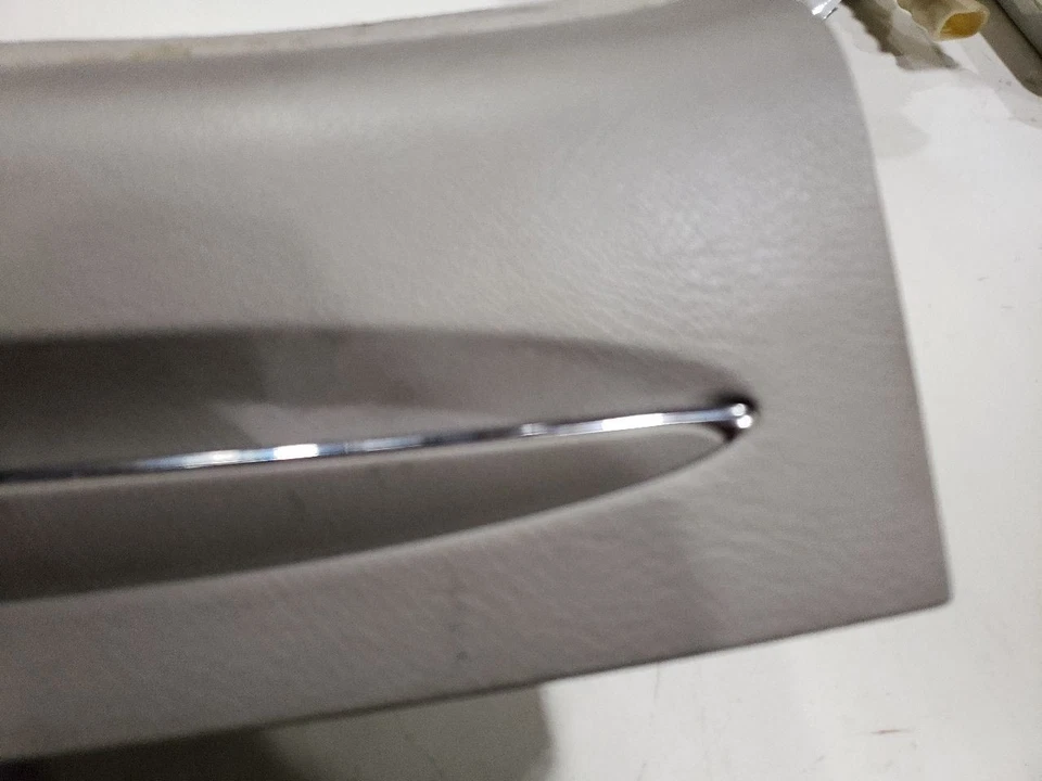 Бардачок - 2003 Mercedes W209 CLK500 купе - A2096800191, A2096800491 - Изображение 2 из 4