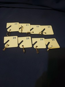 Lot of 8 Key Tags  White, Square-Slotted Pre-owned T3