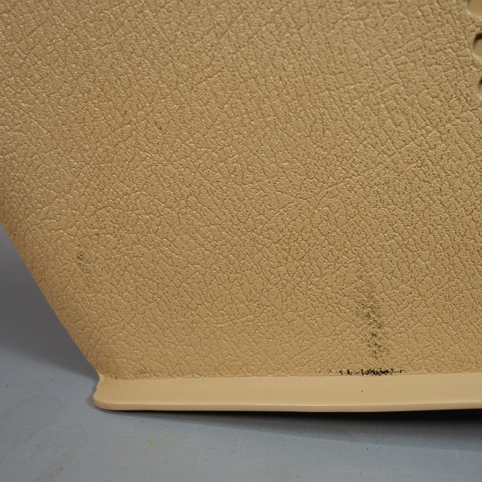 88-93 BMW E30 3-Series Convertible Right Front Kick Trim Panel Natur Beige OEM — 第 2/4 张图片