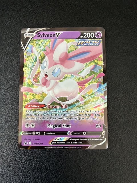Sylveon V SWSH202 Holo Pokemon Sword & Shield Black Star Promo
