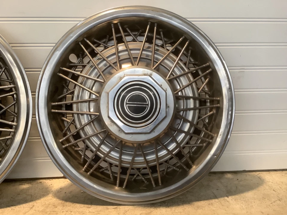 Juego de cubiertas de rueda tapacubos radios de alambre Ford Mustang TBird Mercury Capri 1981-88 14" Foto 3 de 4