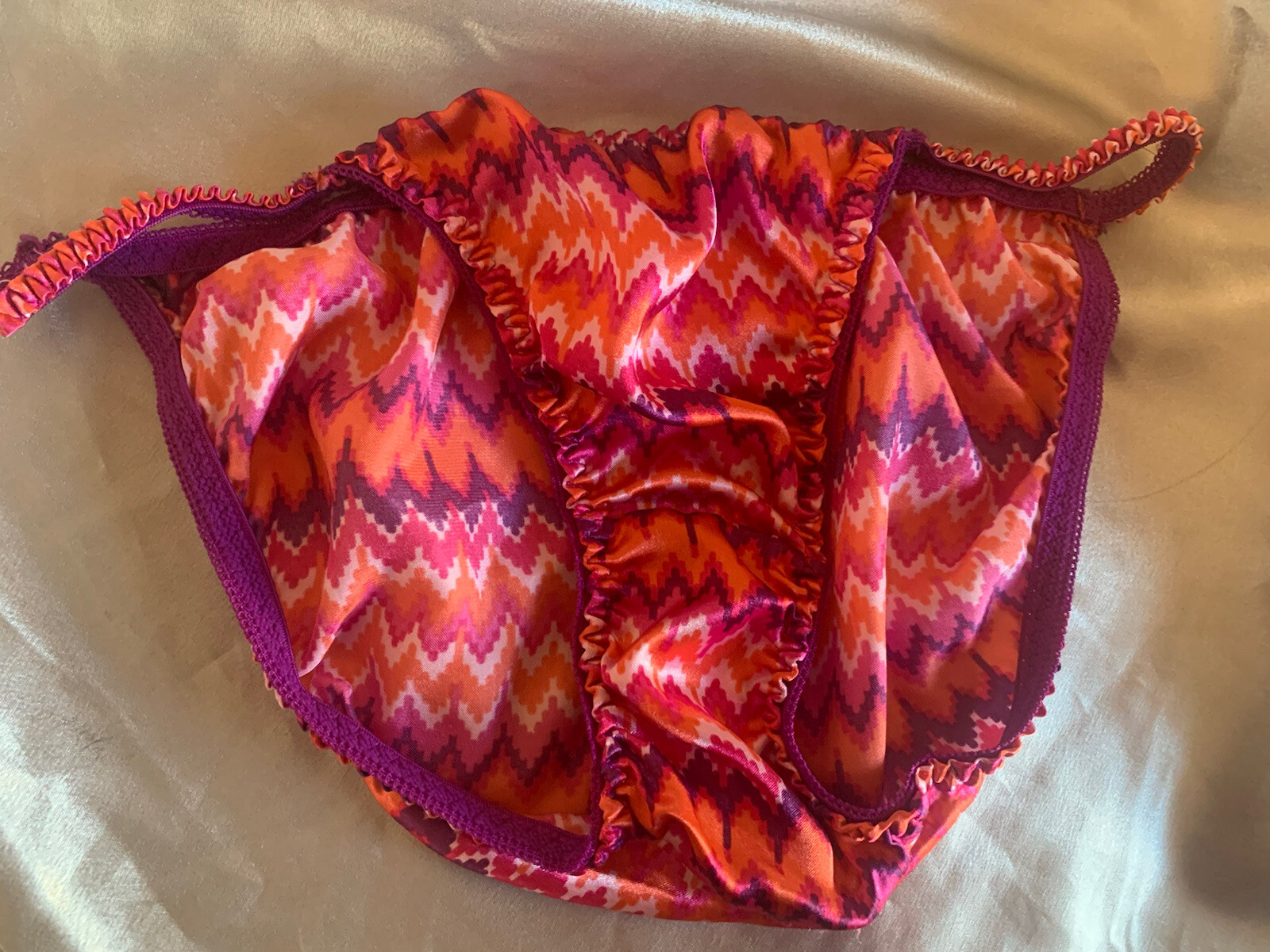 Vtg 1990s JOE BOXER SATIN STRING Bikini Panties Purpl… Gem