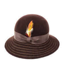 Vtg 1960 s Betmar New York Hat Womens Bucket 100 Wool Brown Feathers USA Small